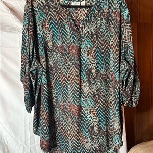 Cato Woman Multicolor Chevron Print Tunic Top – Size 26/28W